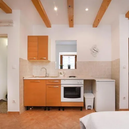 Daire Dalmatian Stone Zaton (Zadar)